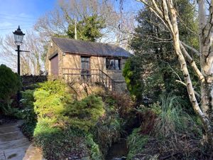 Photo 9- click for photo gallery